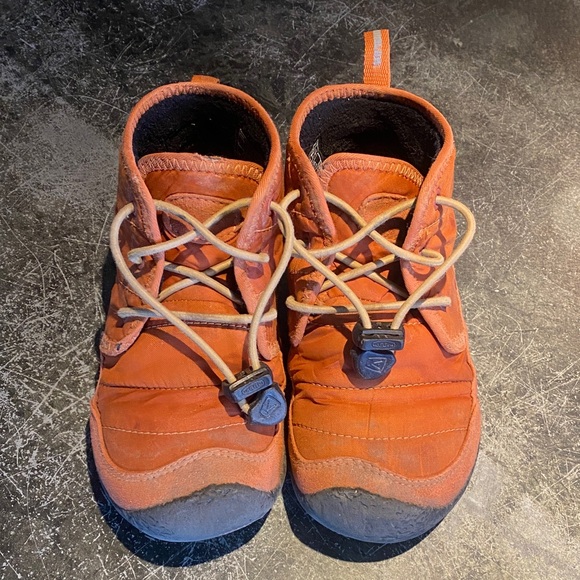 Keen Howser II Chukka waterproof toddler boot - Picture 1 of 8